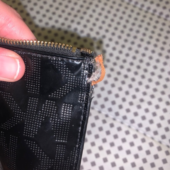 Michael Kors Wristlet - Picture 6 of 7